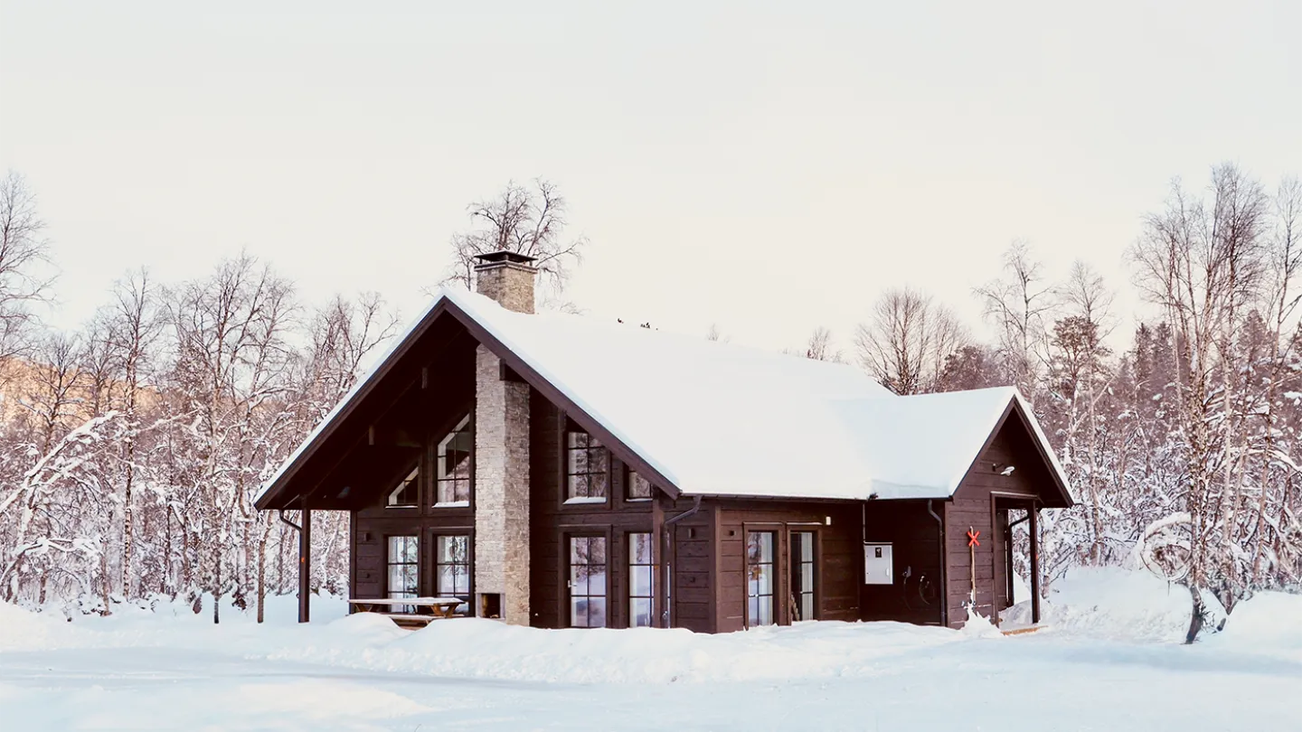 Röningen 24 Exteriörbild Snö