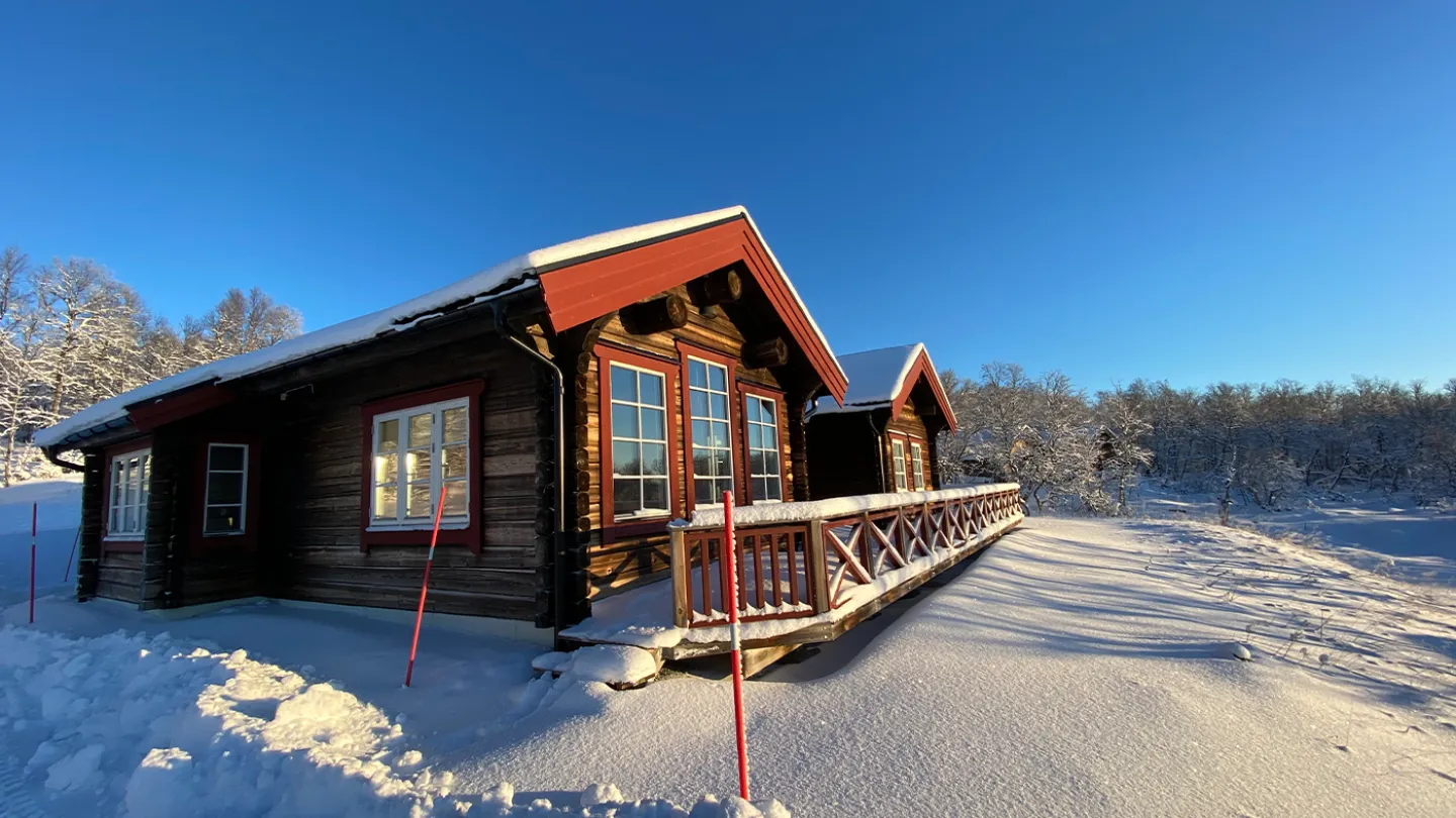 Villa i snölandskap